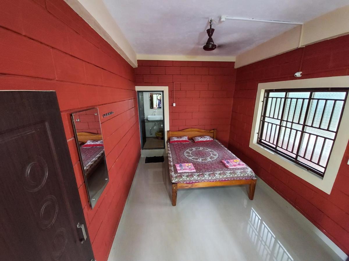 Cocopelli Guest House โกการ์นา ภายนอก รูปภาพ