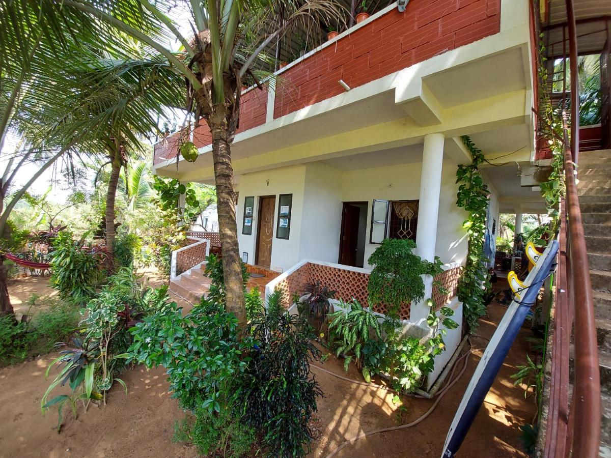 Cocopelli Guest House โกการ์นา ภายนอก รูปภาพ