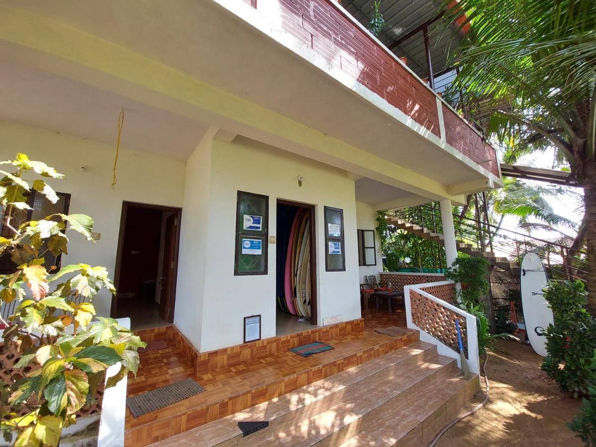 Cocopelli Guest House โกการ์นา ภายนอก รูปภาพ