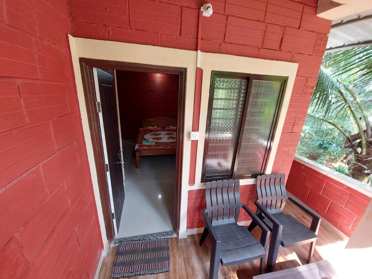 Cocopelli Guest House โกการ์นา ภายนอก รูปภาพ